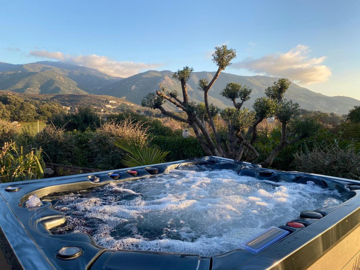 Villa Ghjuvan - Sea, Mountain & Spa Peri Bagian luar foto
